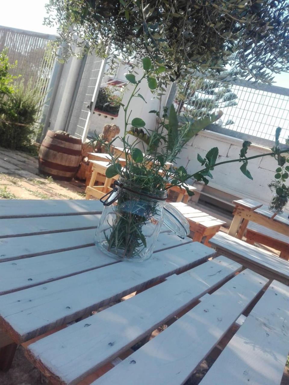 Sosta Camper La Specchia Hotel San Pietro in Bevagna Kültér fotó